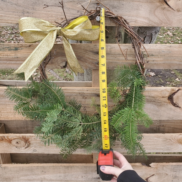 Gold Bow and Fresh Pine Holiday Wreath - Picture 5 of 5